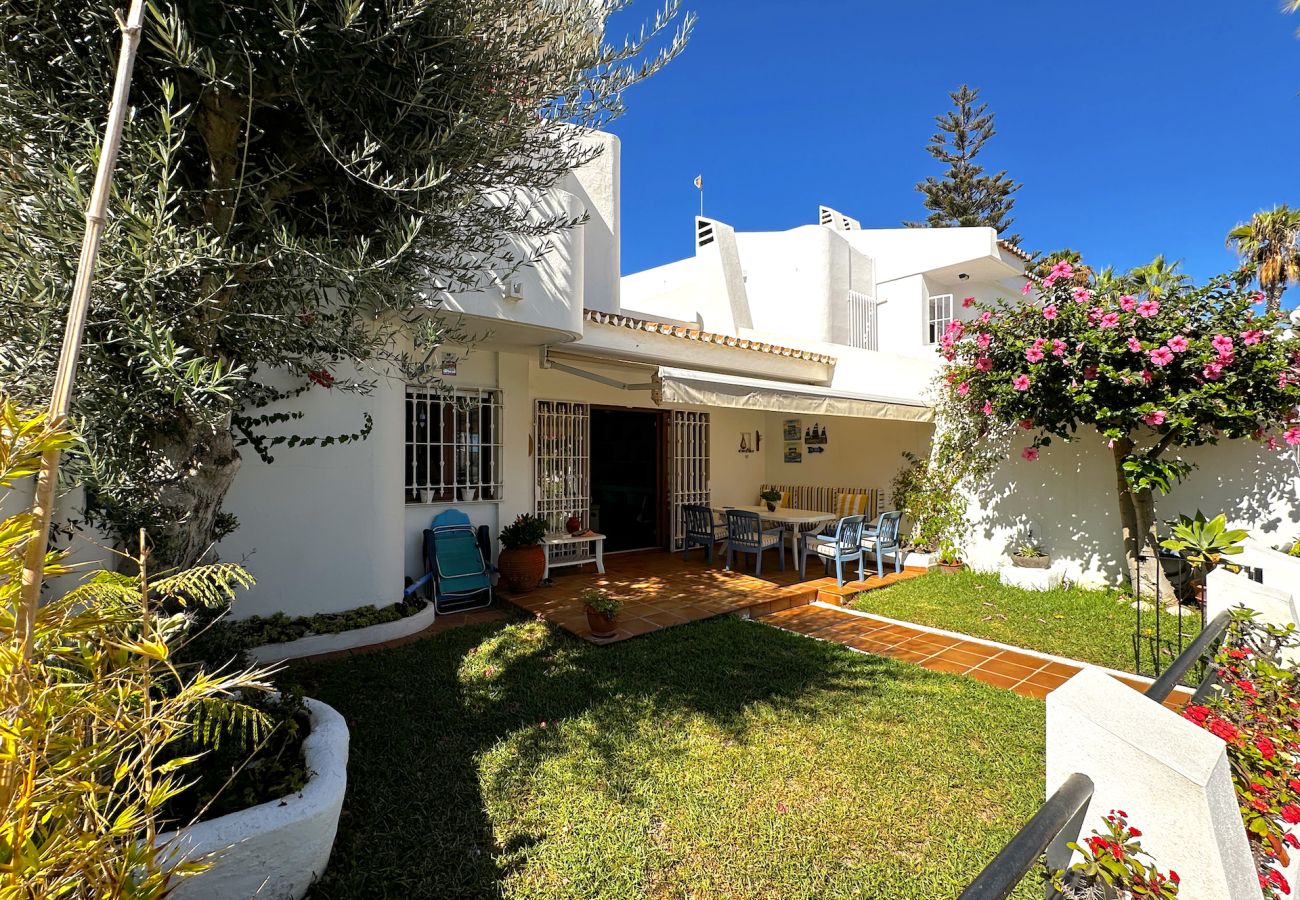 Casa adosada en Vélez Málaga - LA CALETA Beach & Golf House